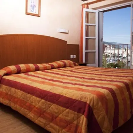 Posta Vecchia מלון 3*