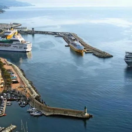 Posta Vecchia 3* Bastia (Corsica)