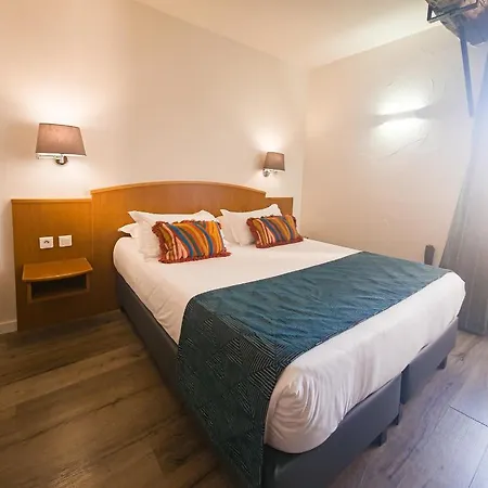 Posta Vecchia 3* Bastia (Corsica)