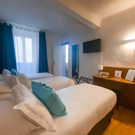 Posta Vecchia Hotel 3*