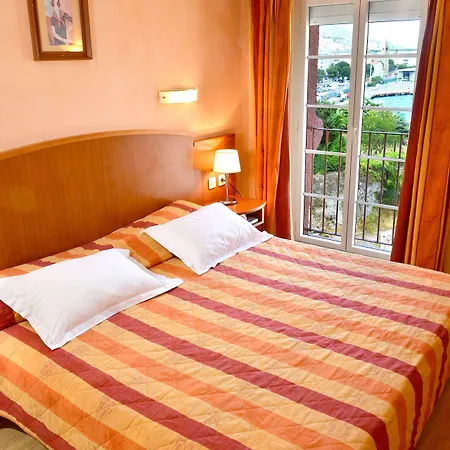 Posta Vecchia 3* Bastia (Corsica)