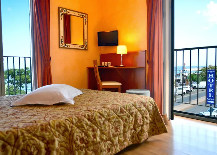 Posta Vecchia 3* Bastia (Corsica)