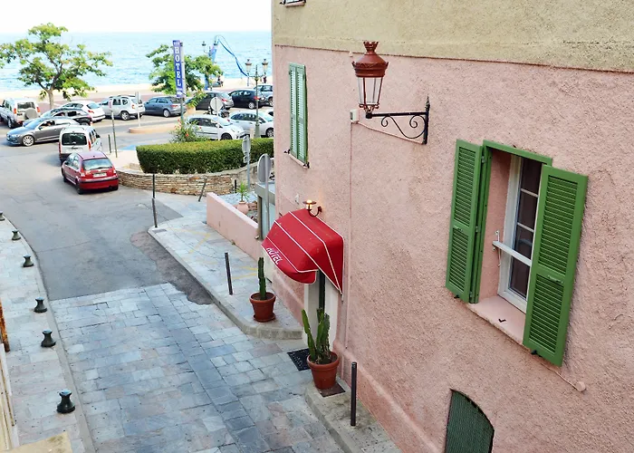 Posta Vecchia Hotel
