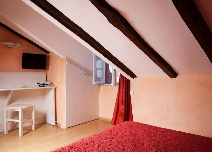 Posta Vecchia 3* Bastia (Corsica)